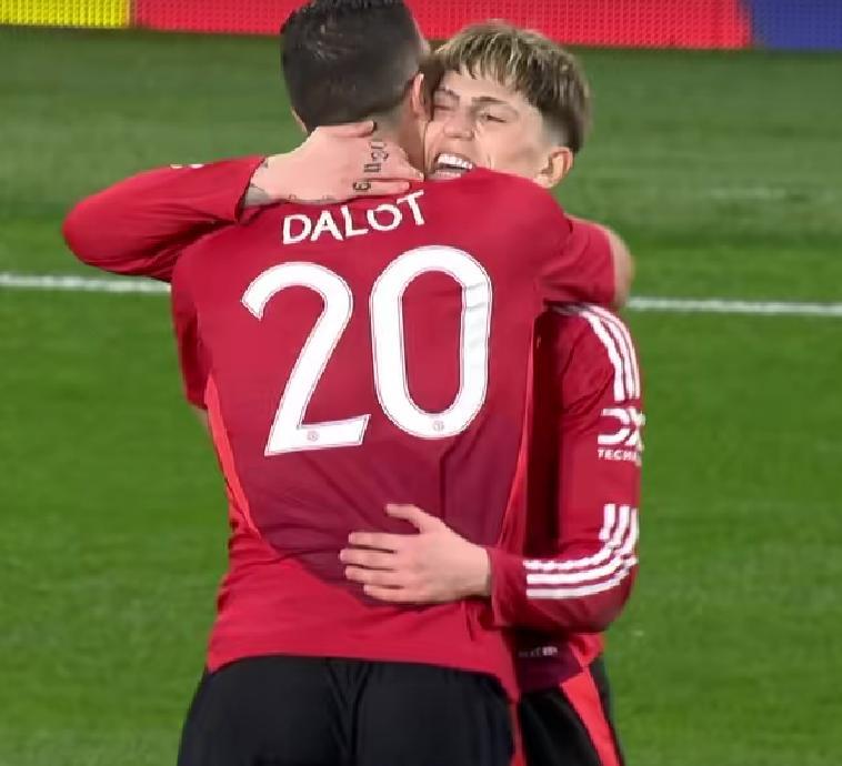 罗马碾压曼联,阿尔瓦雷斯送出助攻 罗马碾压曼联,阿尔瓦雷斯送出助攻