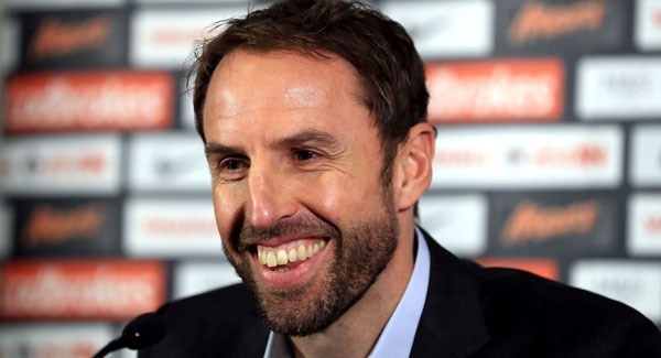 英格兰羽毛球队爆冷日本羽毛球队,陶菲克完成帽子戏法的简单介绍 英格兰羽毛球队爆冷日本羽毛球队,陶菲克完成帽子戏法的简单介绍