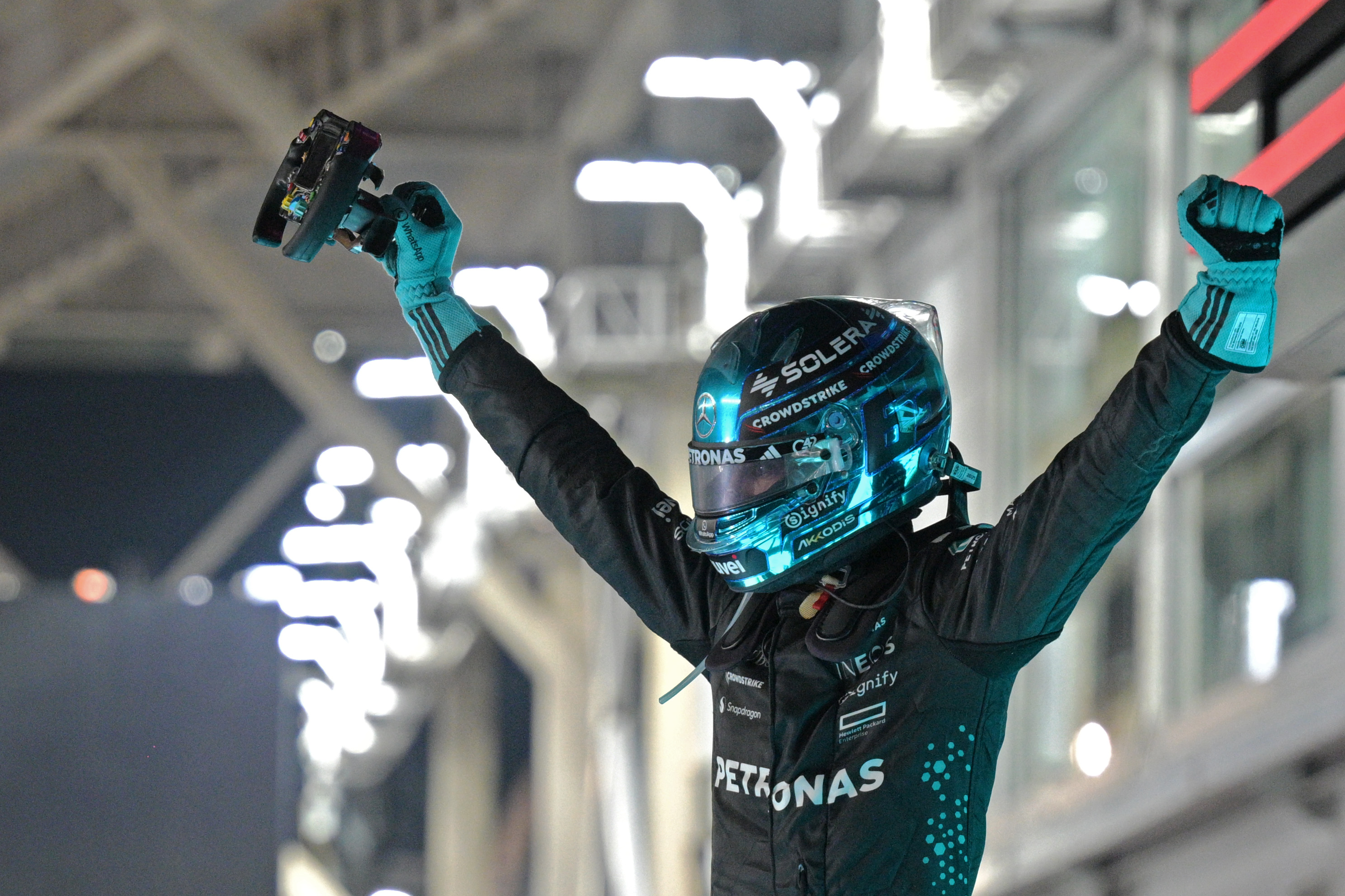 梅赛德斯险胜威廉姆斯,拉塞尔关键制胜的简单介绍 梅赛德斯险胜威廉姆斯,拉塞尔关键制胜的简单介绍