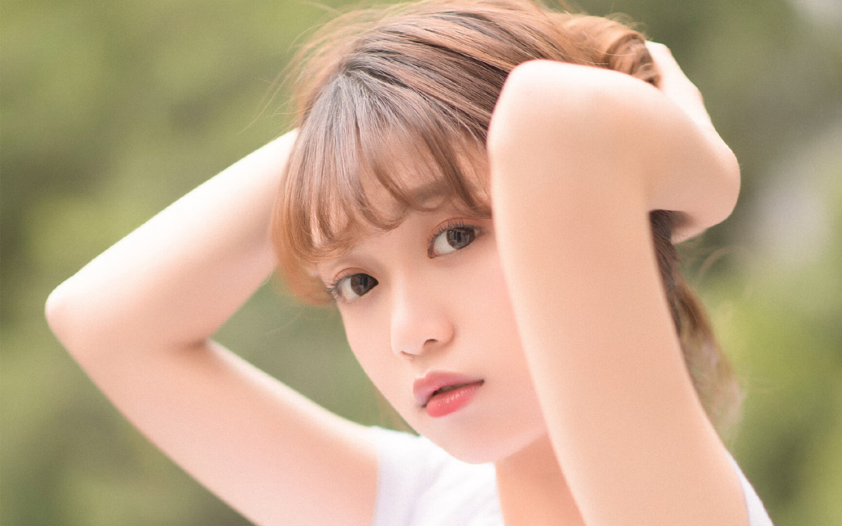 夜幕下的速度谜题，当皮克在街道迷宫前陷入永恒的迷思